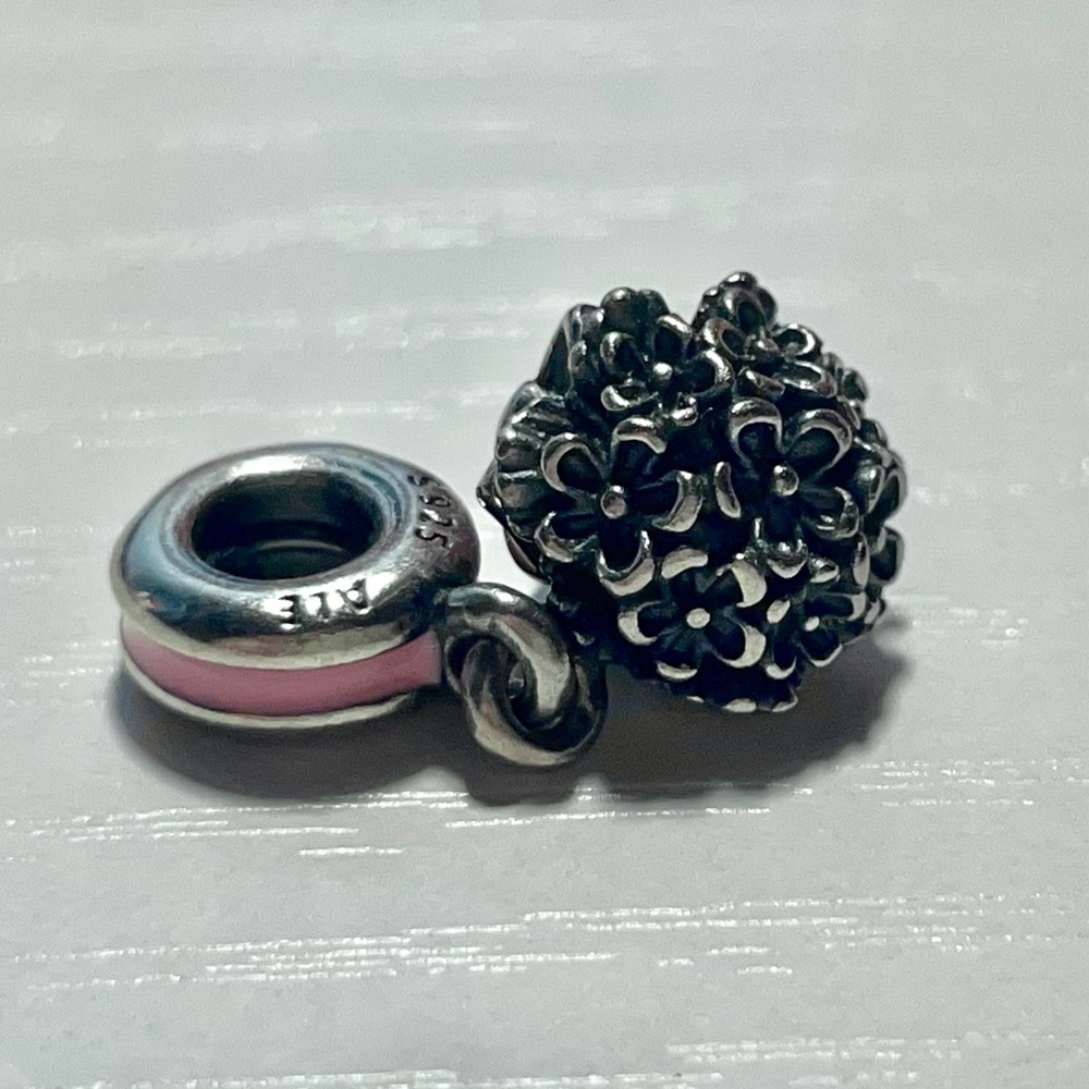 Authentic Pandora Everlasting Pink Bouquet Dangle Charm 791106 - Picture 4 of 4
